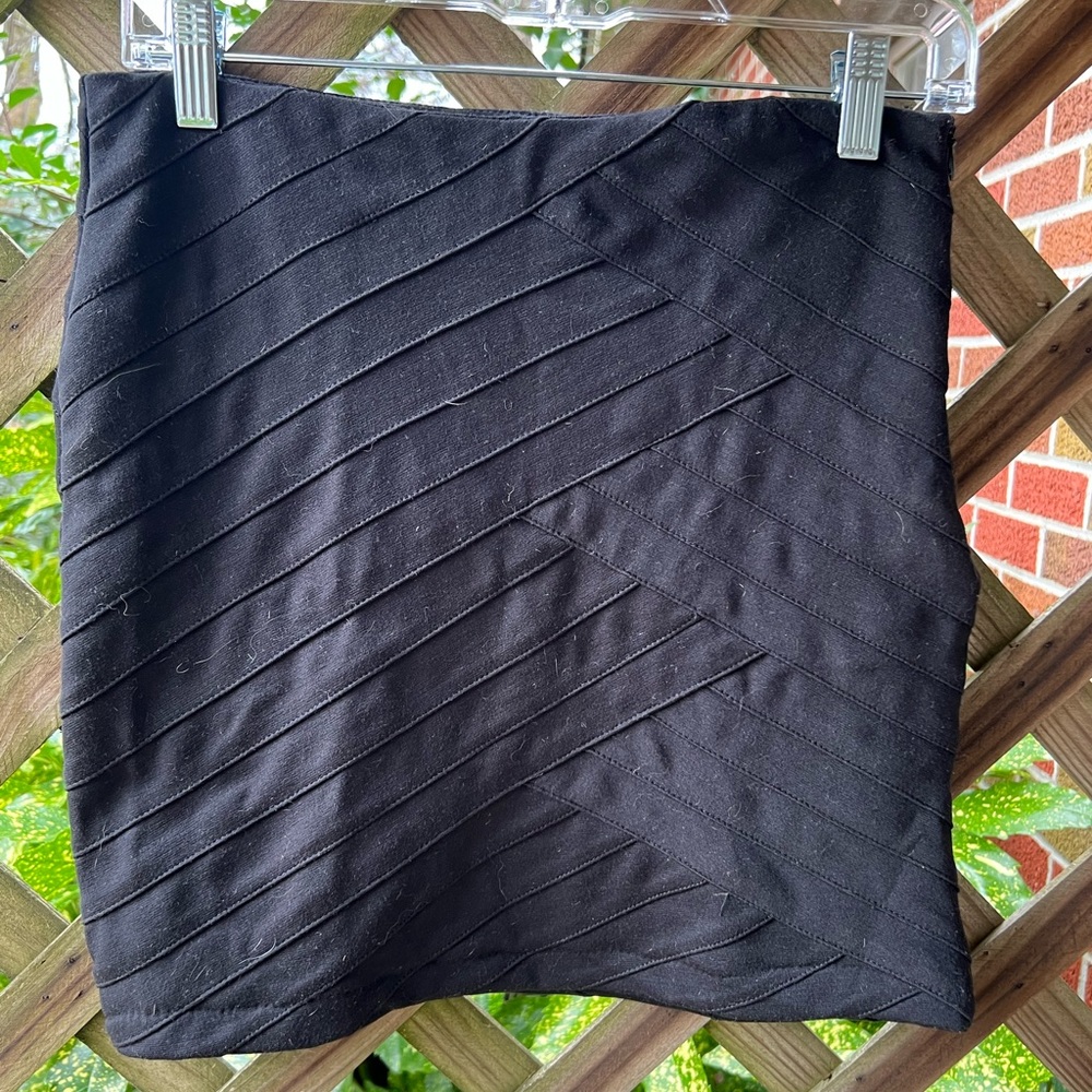 Black skirt